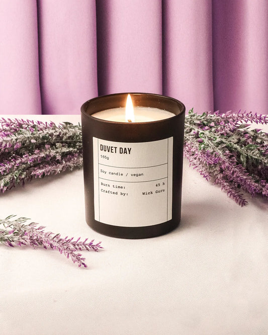 Duvet day candle