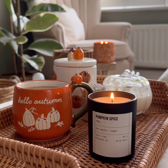 pumpkin spice candle for cosy autumn vibe